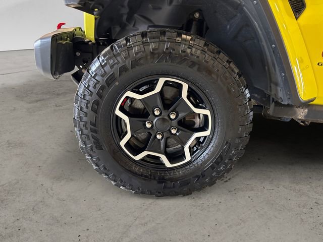 Used 2023 Jeep Gladiator Rubicon w/ Cold Weather Group AWD/4WD image 15