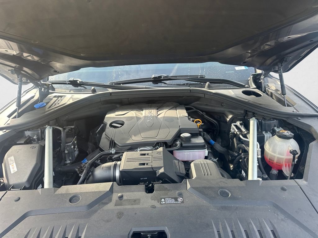 Used 2022 Genesis GV70 2.5T w/ Advanced Package image 14