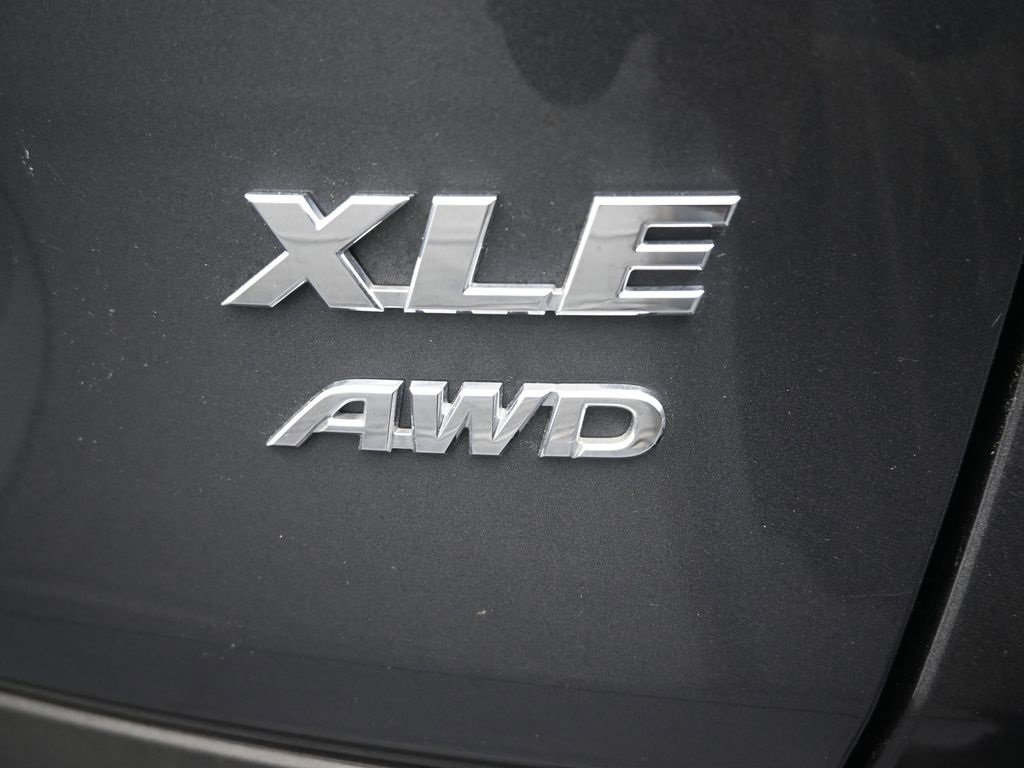 Used 2024 Toyota RAV4 XLE image 41
