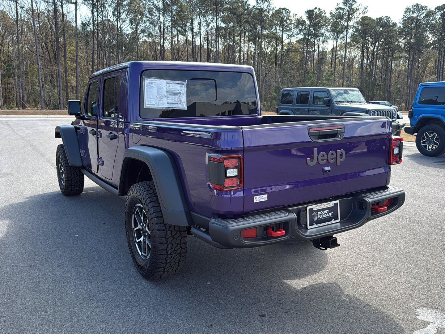 New 2026 Jeep Gladiator Rubicon w/ Safety Group AWD/4WD image 5