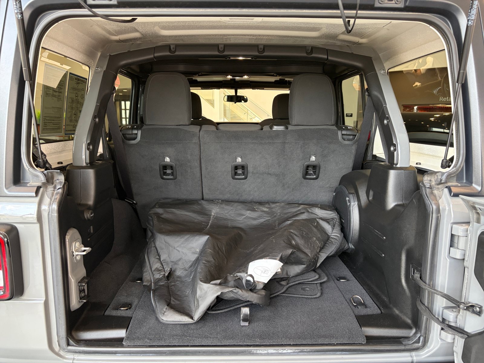 Used 2021 Jeep Wrangler Unlimited Sport AWD/4WD image 29