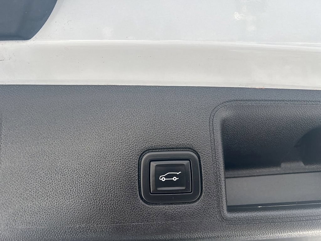 Certified 2020 GMC Terrain SLT w/ Preferred Package AWD/4WD image 21