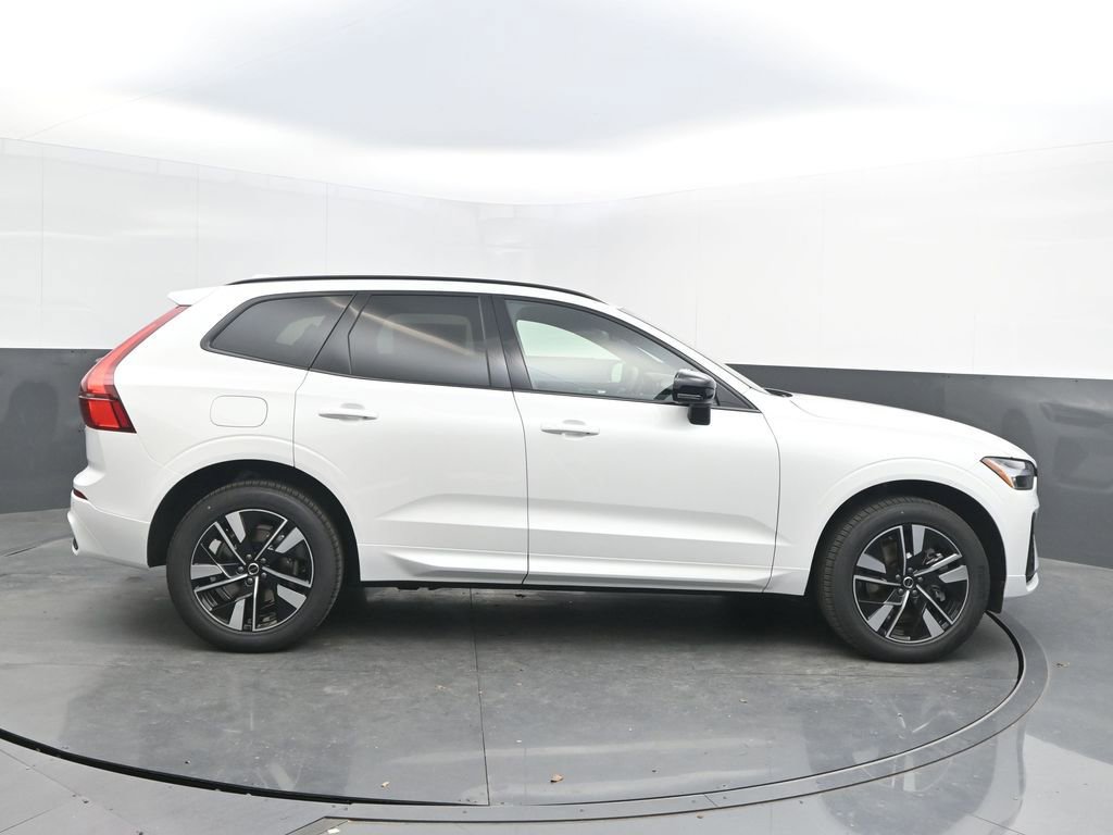 New 2026 Volvo XC60 T8 Core w/ Climate Package image 8