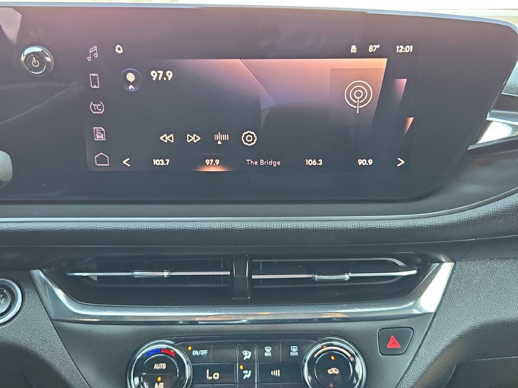 Used 2026 Buick Envista Preferred FWD image 20