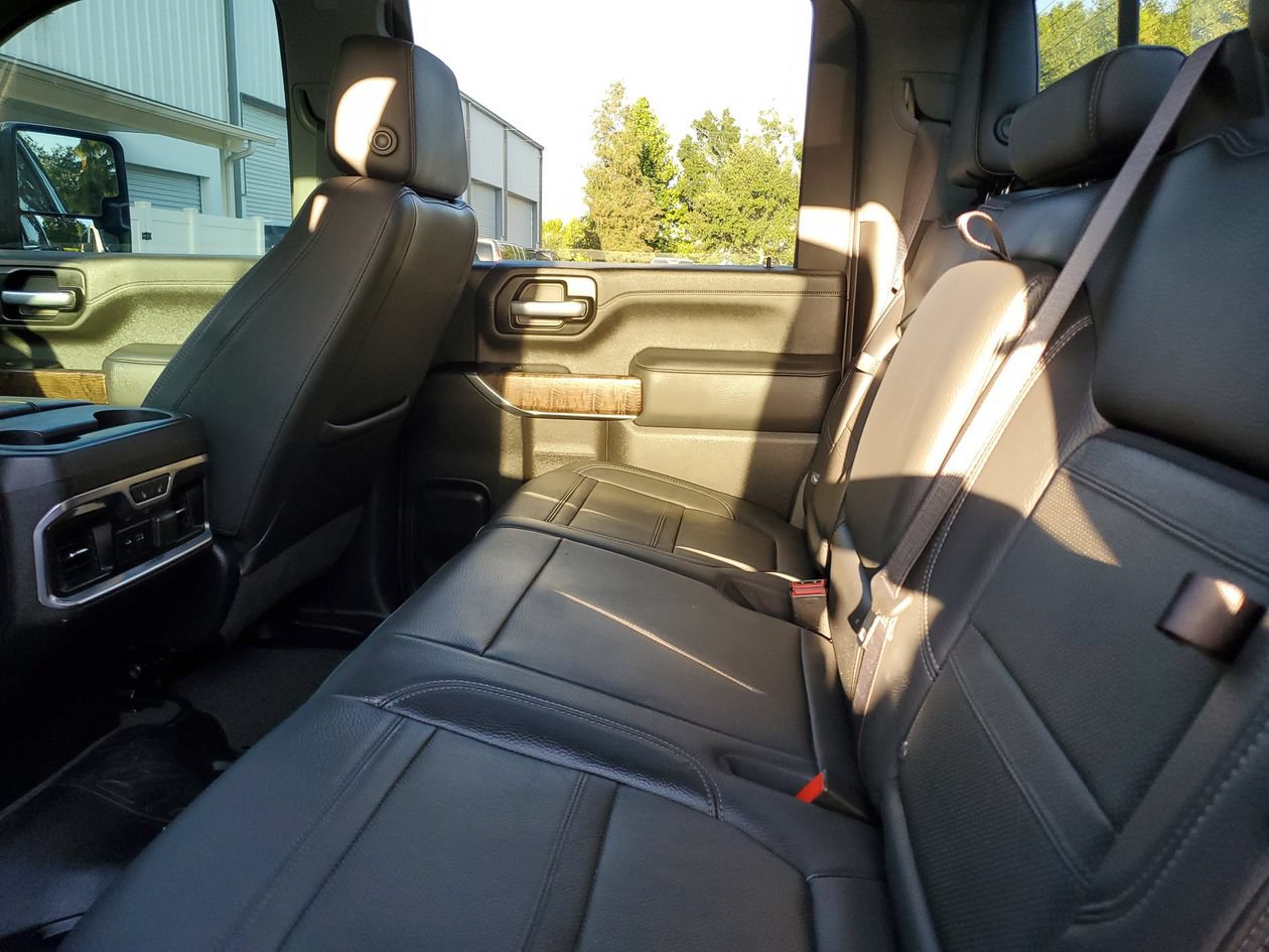 Used 2021 GMC Sierra 2500 Denali w/ Denali Black Diamond Edition AWD/4WD image 11