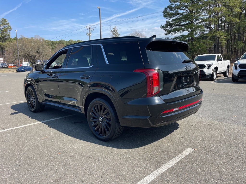 Used 2024 Hyundai Palisade Calligraphy image 6