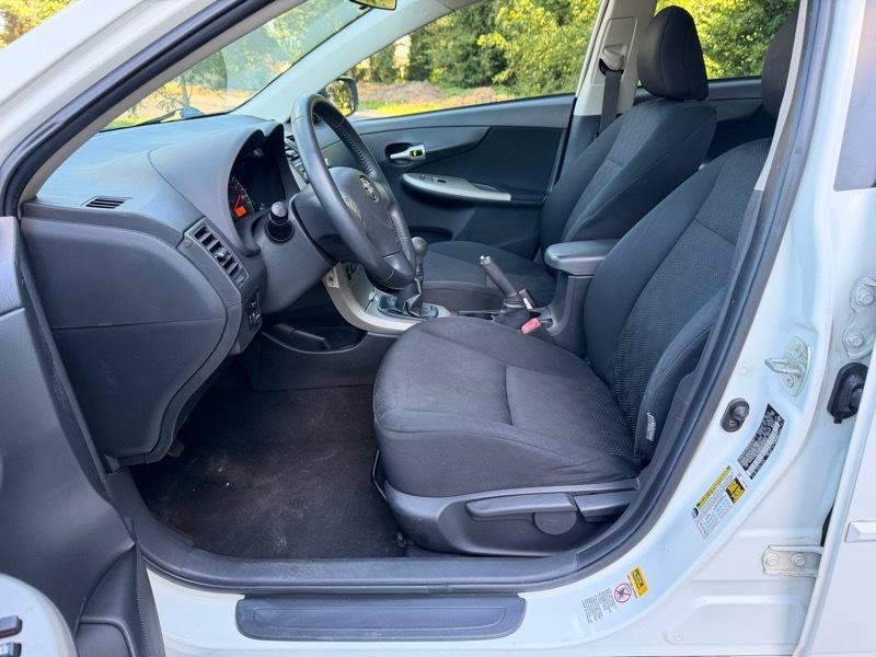 Used 2010 Toyota Corolla FWD image 13