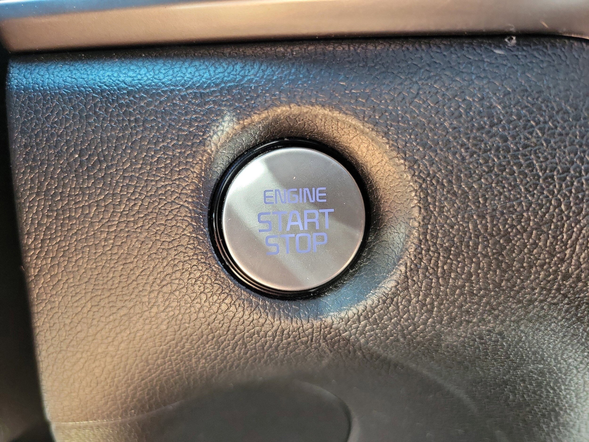 Used 2024 Kia Sorento S image 30