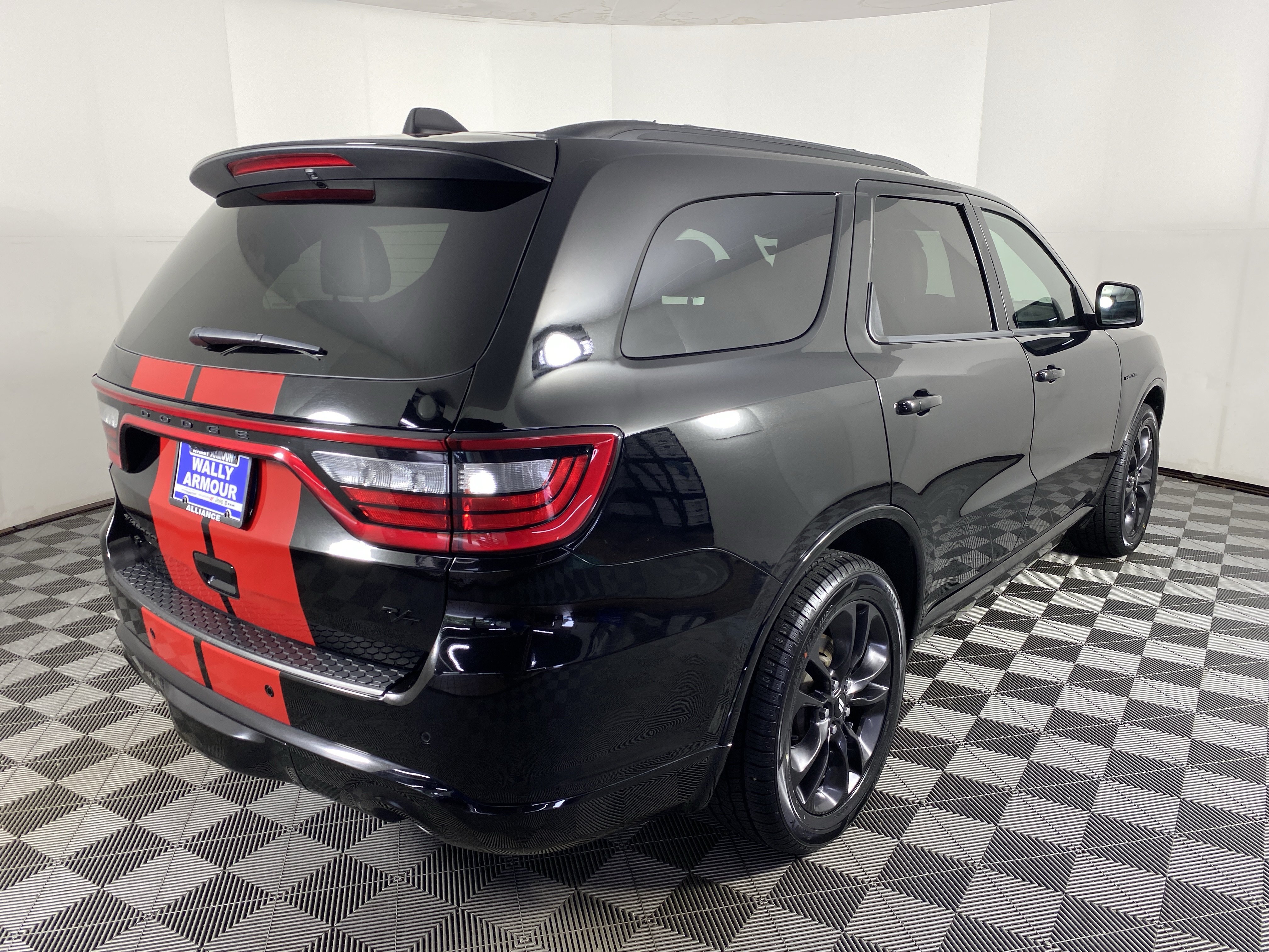 Used 2025 Dodge Durango R/T AWD/4WD image 9