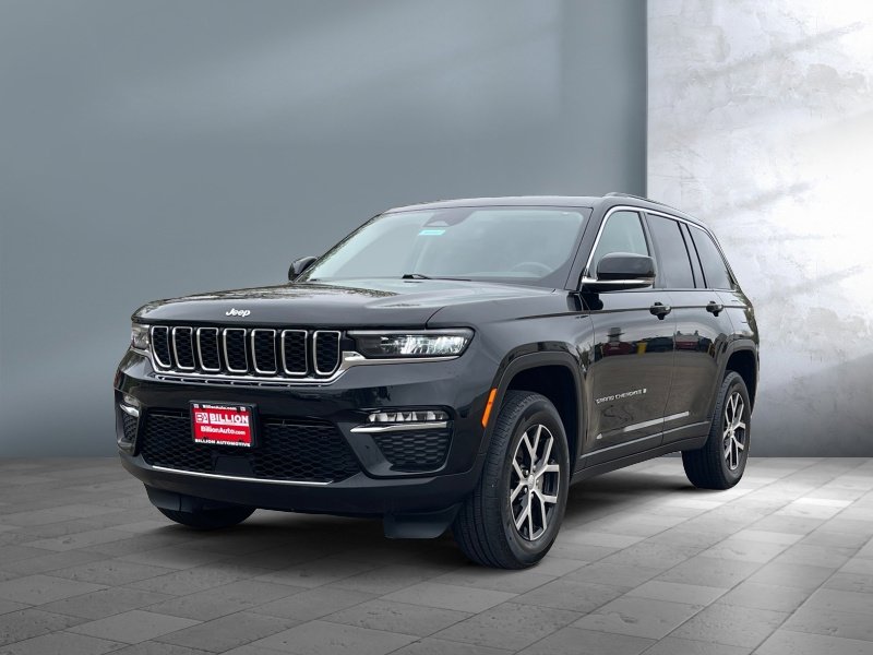 Used 2023 Jeep Grand Cherokee Limited image 1