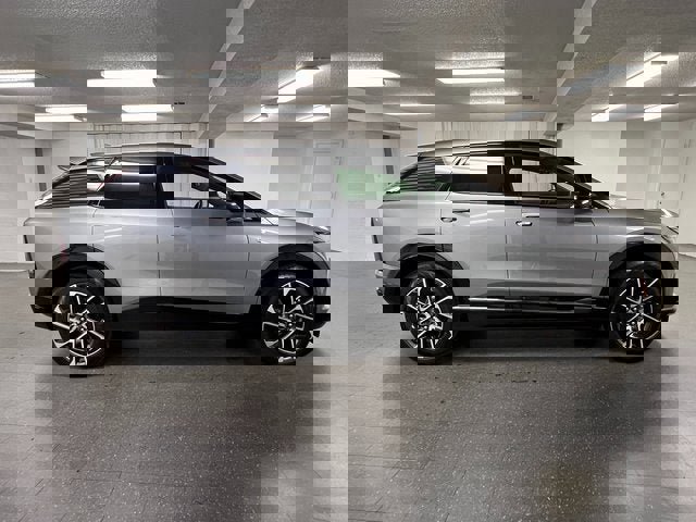 Certified 2025 Cadillac Optiq Sport 2 image 6