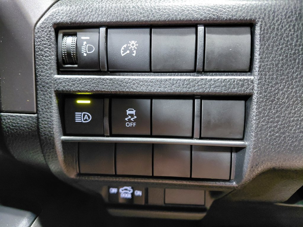 Used 2026 Toyota Tacoma SR5 AWD/4WD image 33