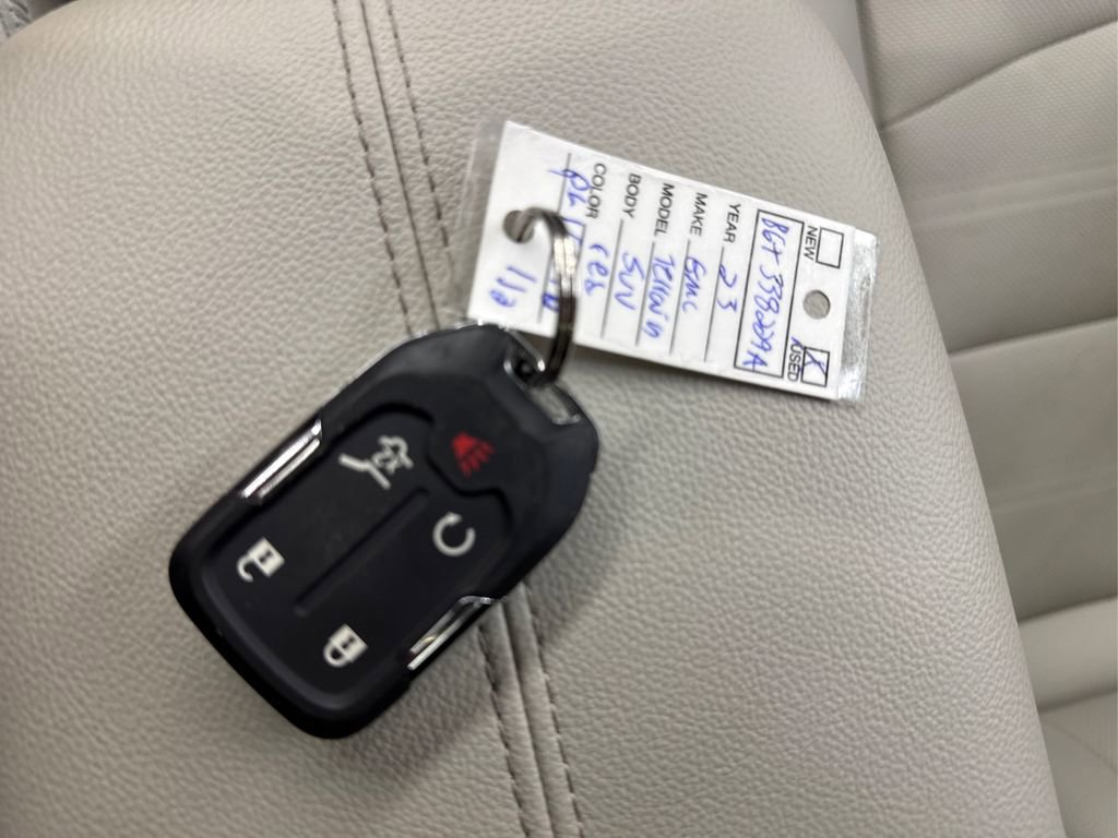 Used 2023 GMC Terrain Denali image 41