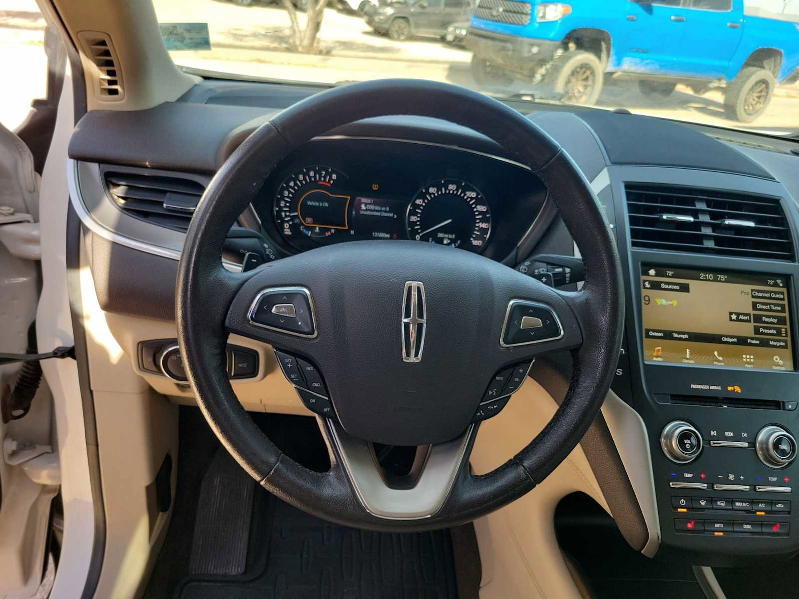 Used 2017 Lincoln MKC Premiere image 15