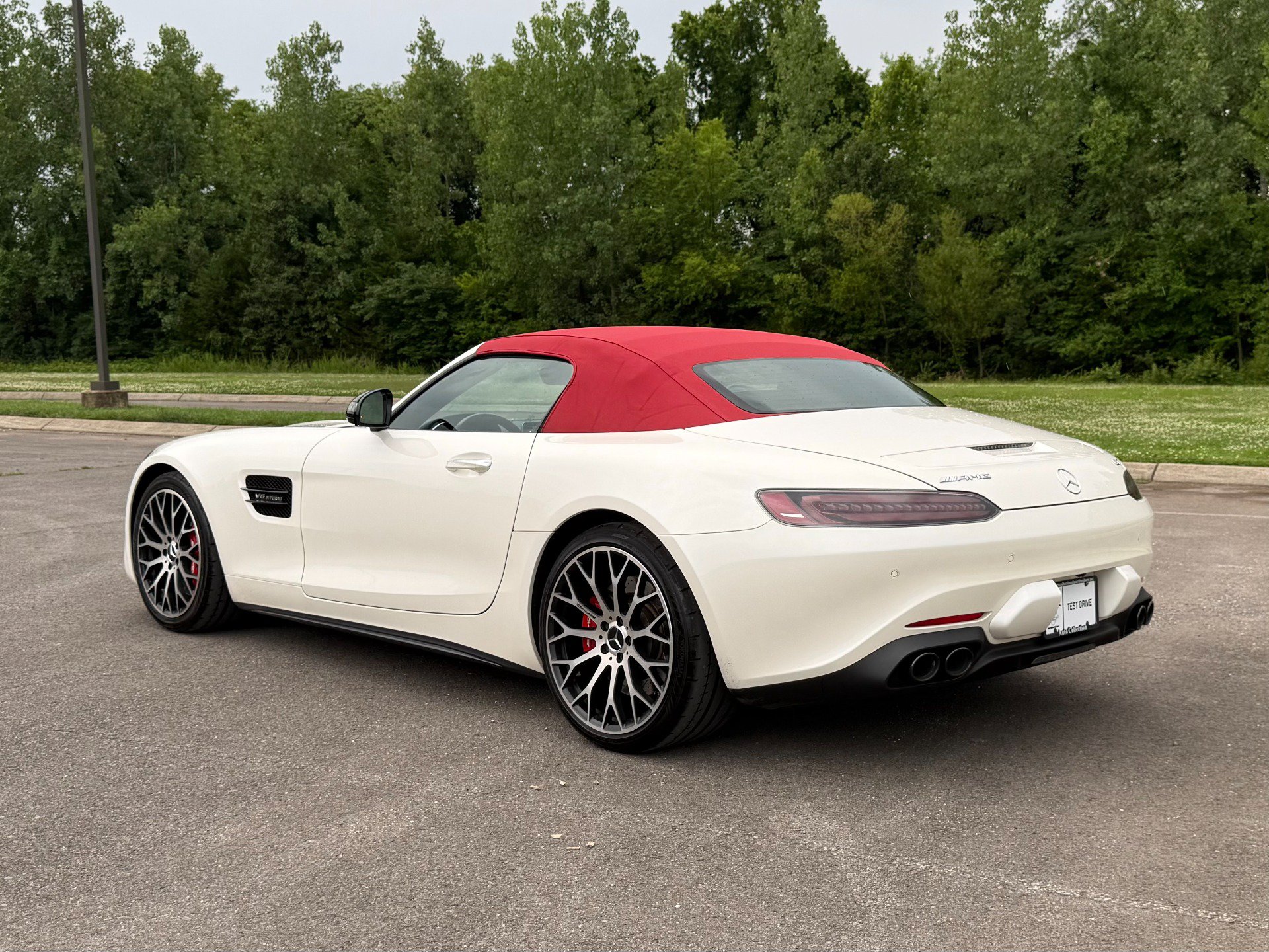 Used 2020 Mercedes-Benz AMG GT Roadster image 12