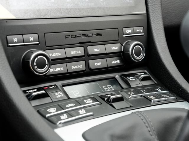 Certified 2024 Porsche 718 Boxster RWD image 20