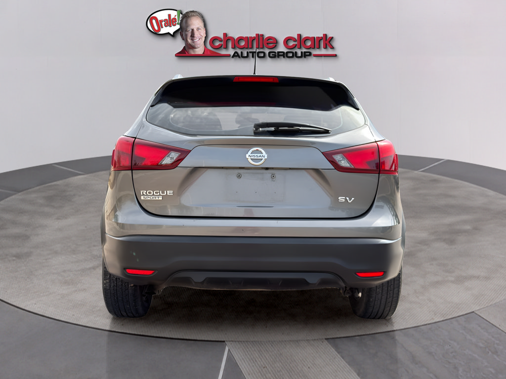 Used 2018 Nissan Rogue Sport SV FWD image 4