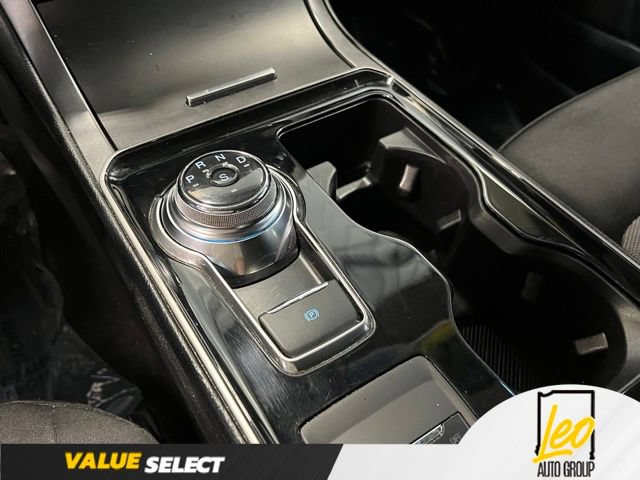 Used 2019 Ford Edge SE w/ SE Fleet Driver's Package FWD image 4