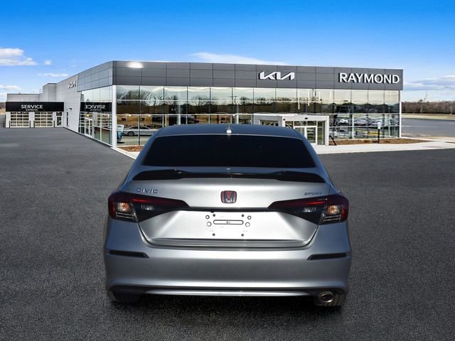 Used 2025 Honda Civic Sport image 4