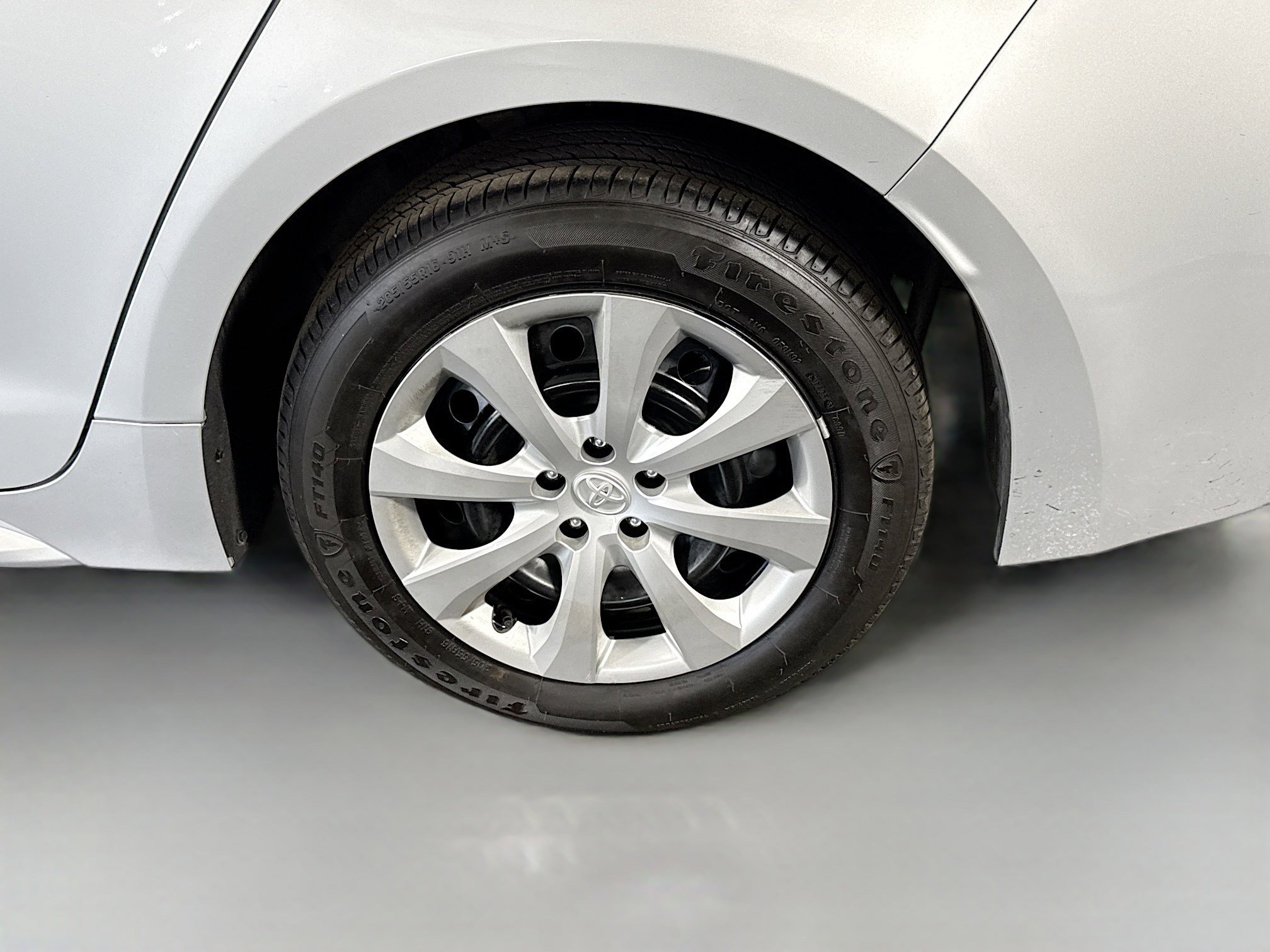 Used 2025 Toyota Corolla LE image 36