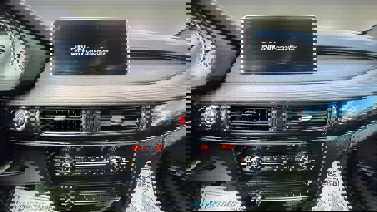 Used 2017 BMW X5 xDrive35i image 12