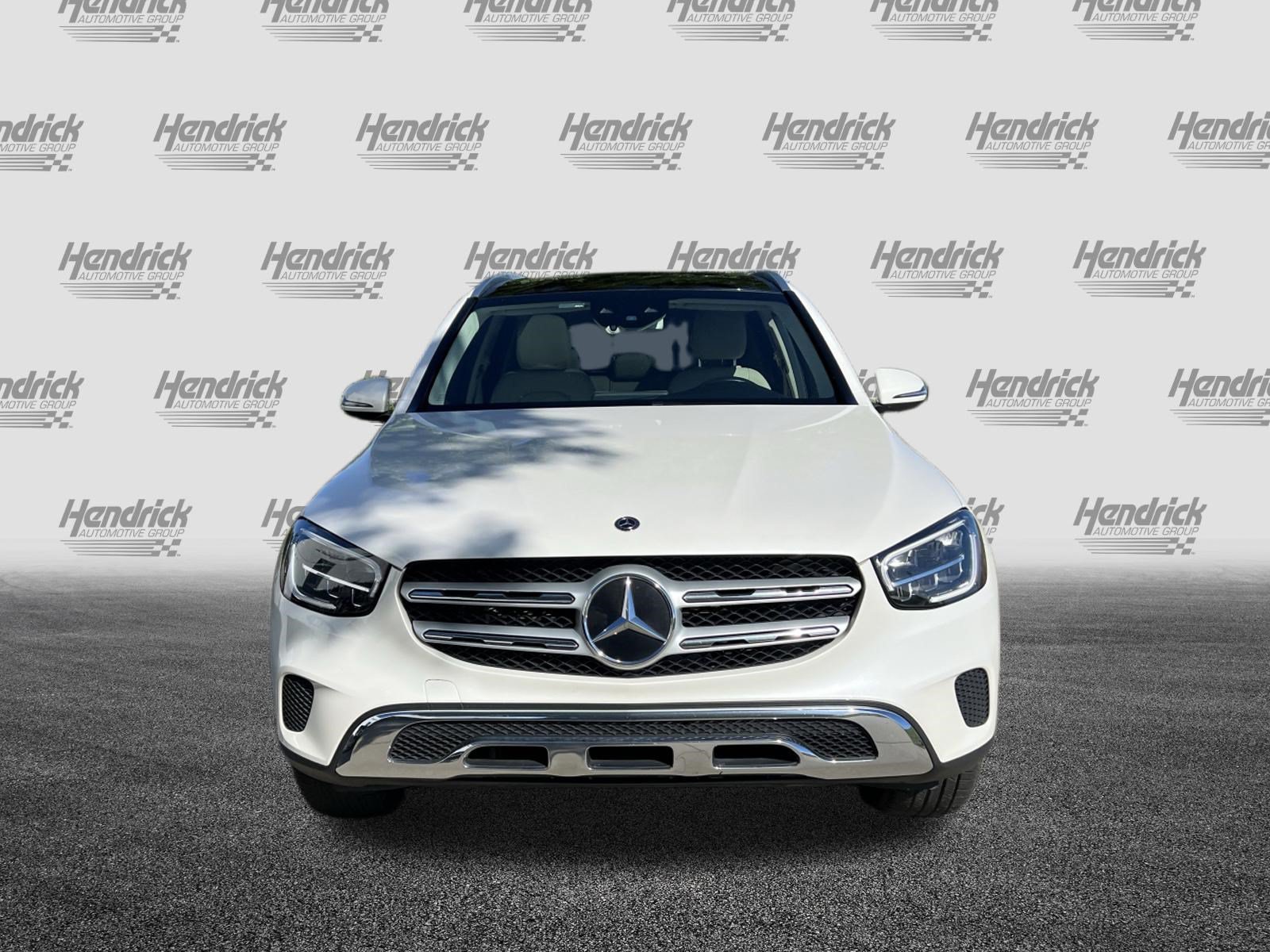 Used 2020 Mercedes-Benz GLC 300 4MATIC image 3