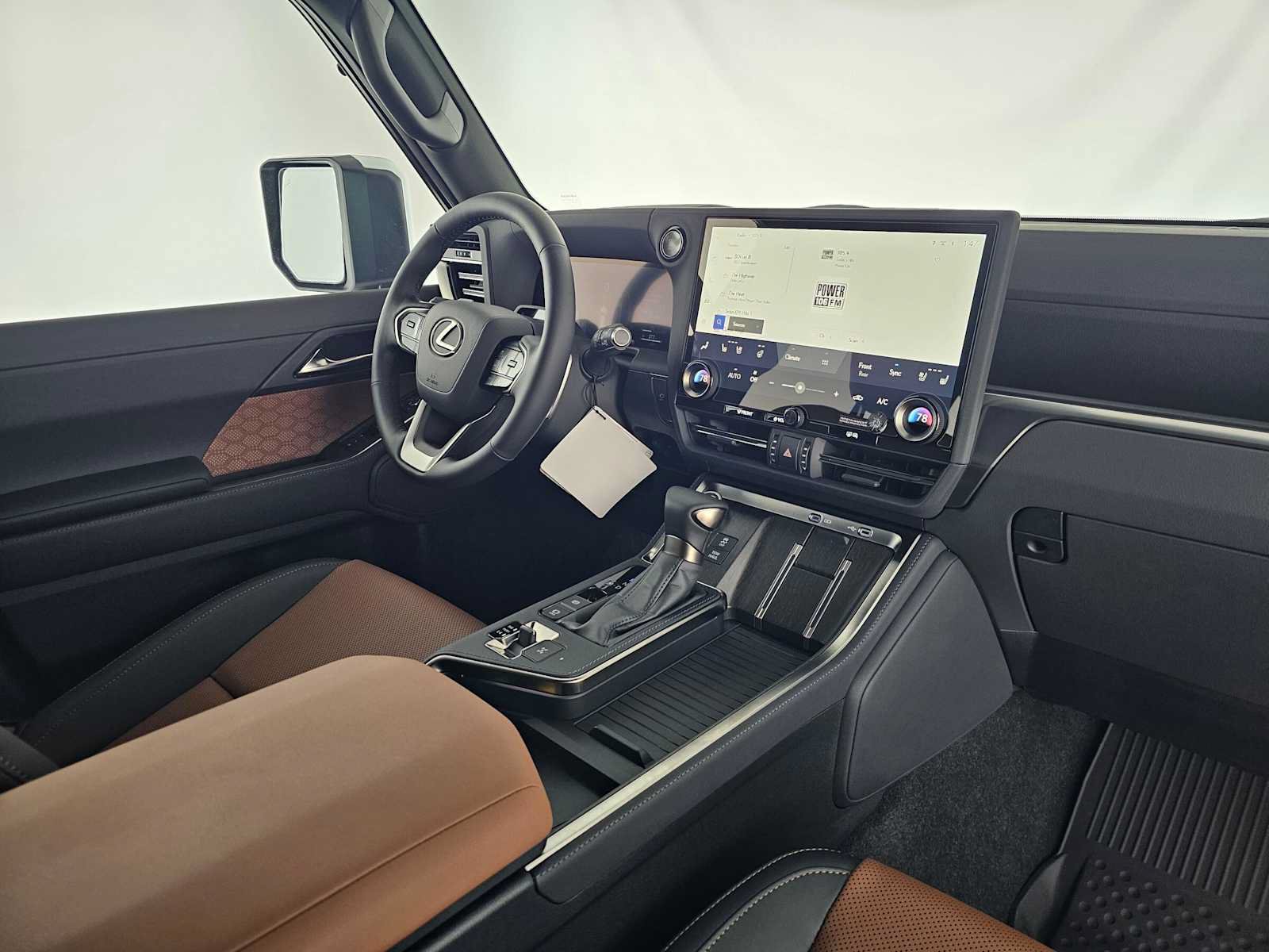 New 2026 Lexus GX 550 w/ Accessory Package (2T) AWD/4WD image 11