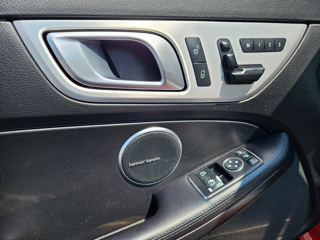 Used 2016 Mercedes-Benz SLK 300 w/ Premium 2 Package image 19