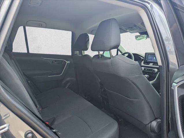 Used 2020 Toyota RAV4 LE FWD image 14