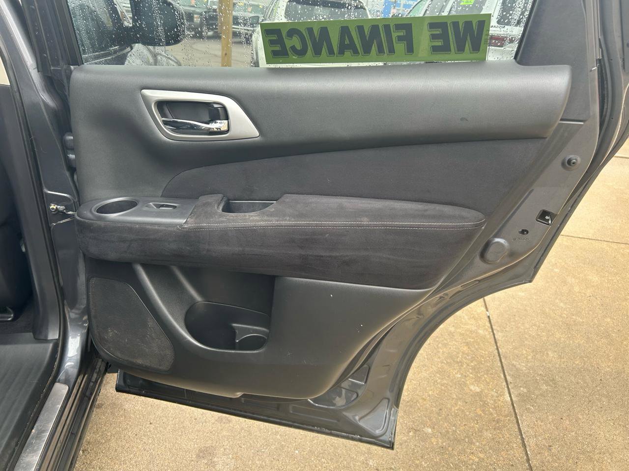 Used 2013 Nissan Pathfinder S AWD/4WD image 16