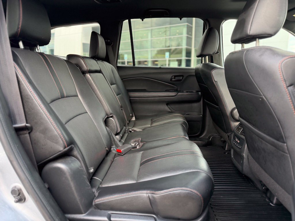 Used 2022 Honda Pilot TrailSport image 11