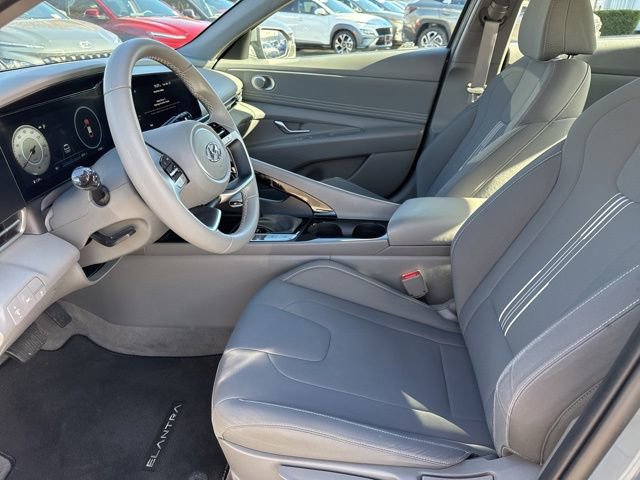 Certified 2023 Hyundai Elantra SEL w/ Convenience Package image 20