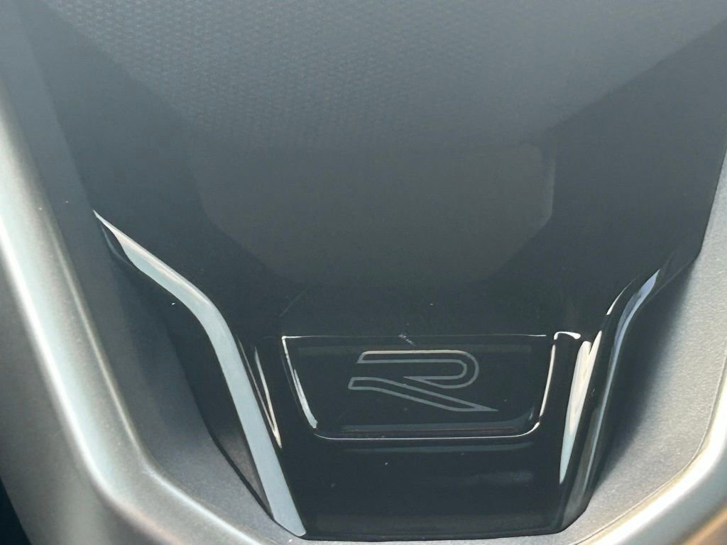 Certified 2024 Volkswagen Atlas Cross Sport SEL R-Line image 26