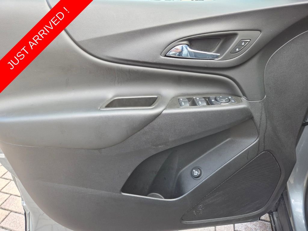 Used 2024 Chevrolet Equinox LT FWD image 27
