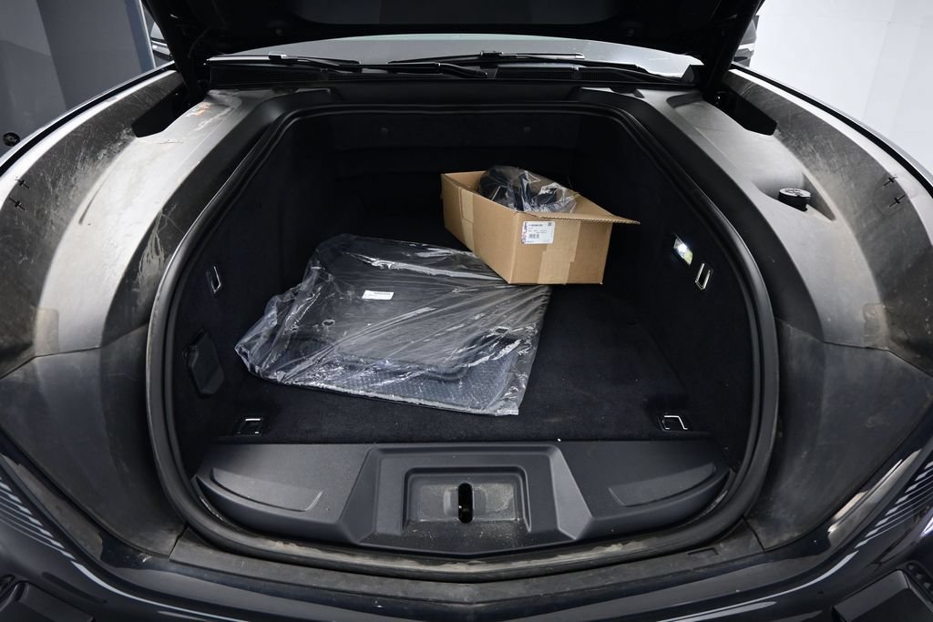 Used 2025 Cadillac Escalade IQ Luxury 2 w/ LPO, Premium Carpet Package AWD/4WD image 24