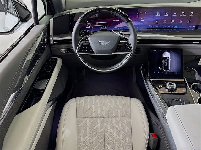 New 2025 Cadillac Escalade IQ Luxury 1 w/ Smart Trailering package image 15