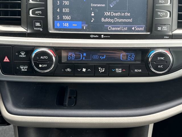 Used 2014 Toyota Highlander Limited AWD/4WD image 31