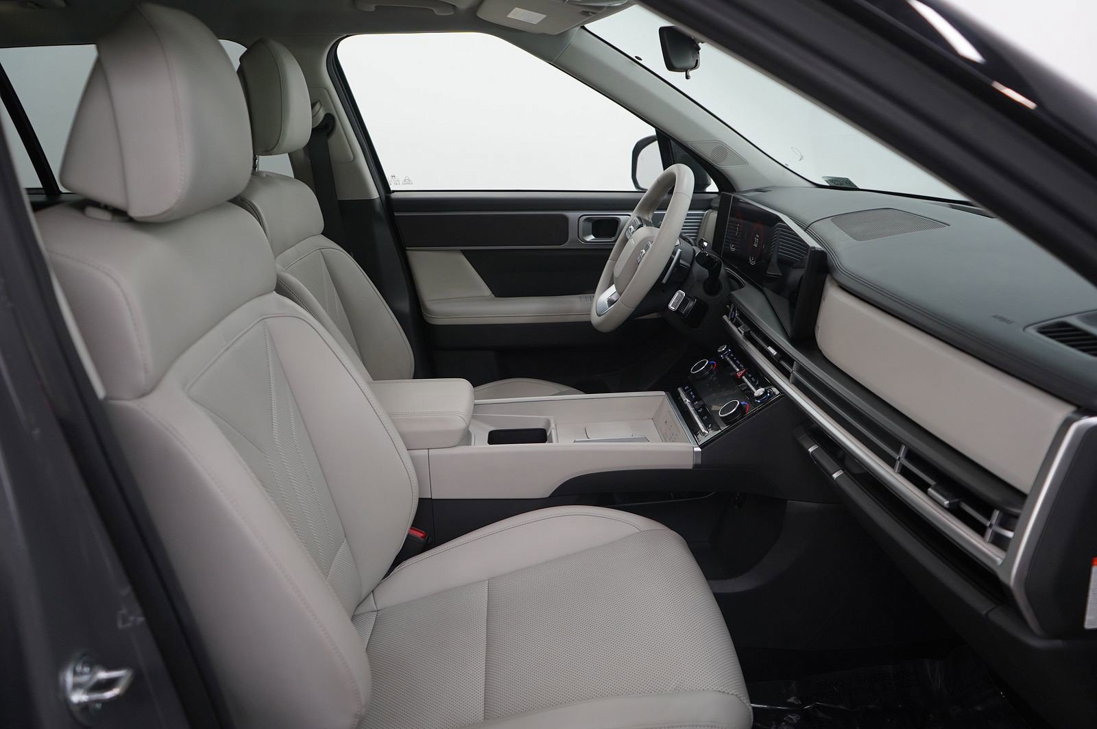 Used 2025 Hyundai Santa Fe SEL image 12