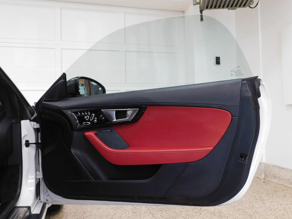 Used 2014 Jaguar F-TYPE S RWD image 90