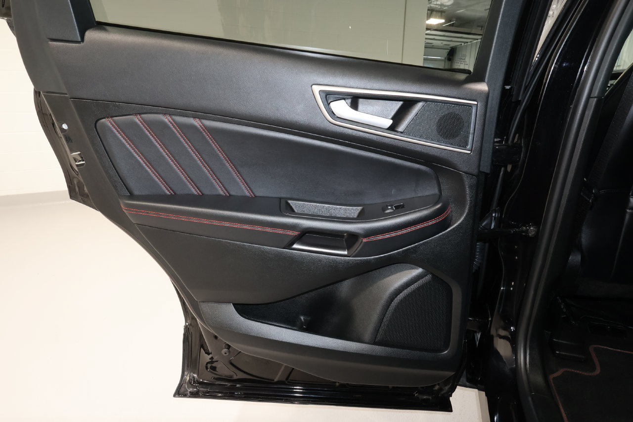 Used 2024 Ford Edge ST-Line AWD/4WD image 20