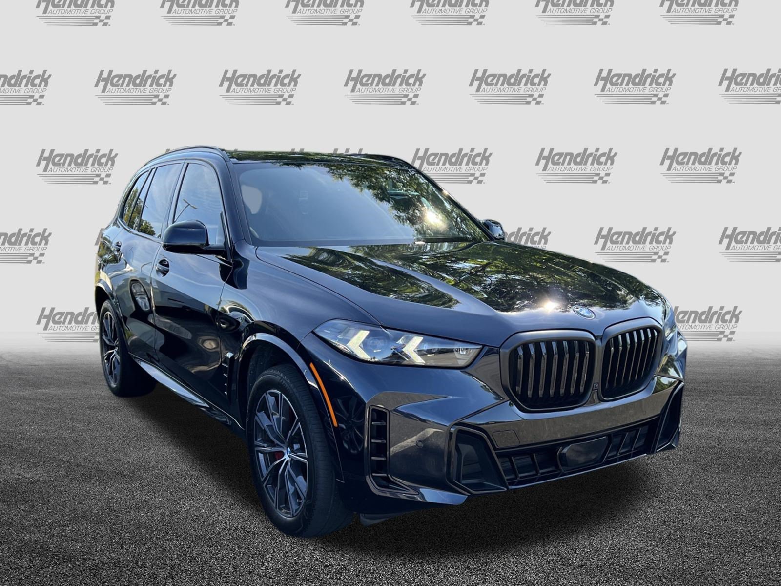 Certified 2024 BMW X5 sDrive40i w/ M Sport Package RWD image 2