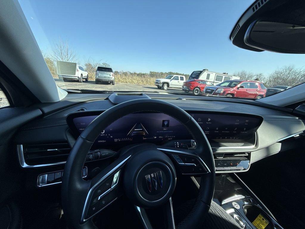 Certified 2025 Buick Envision Preferred image 16