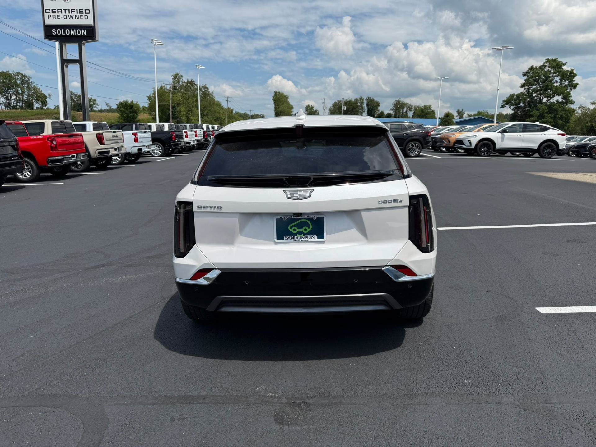 Certified 2025 Cadillac Optiq Luxury 1 AWD/4WD image 5