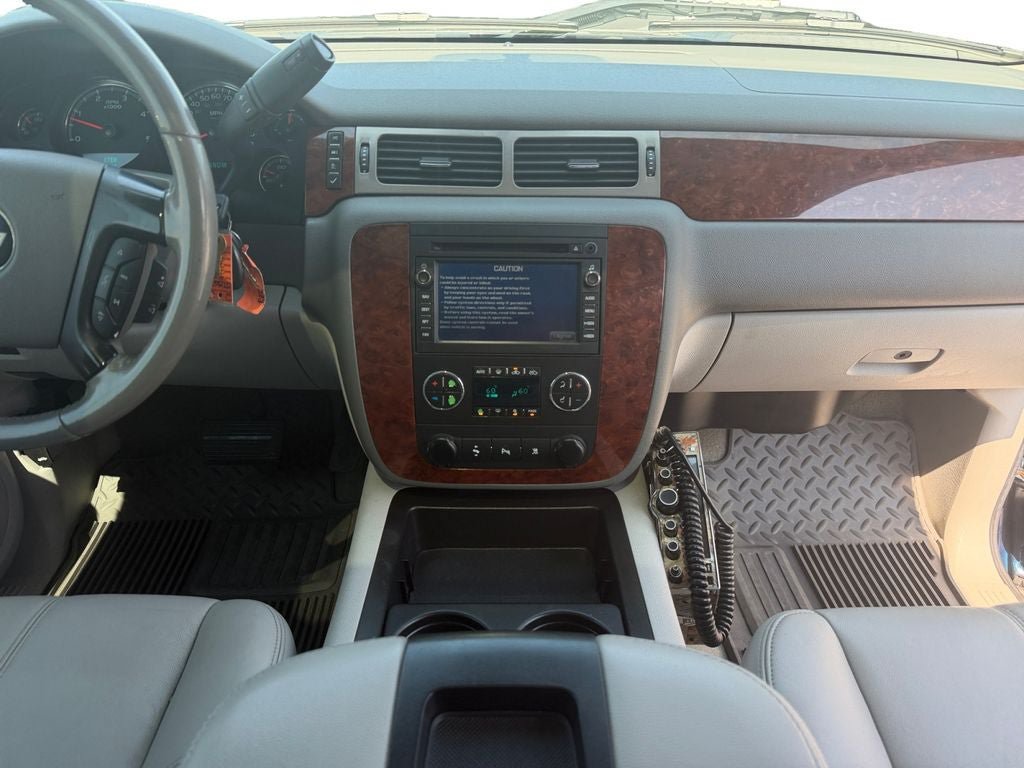 Used 2009 Chevrolet Silverado 2500 LTZ w/ Safety Package AWD/4WD image 12
