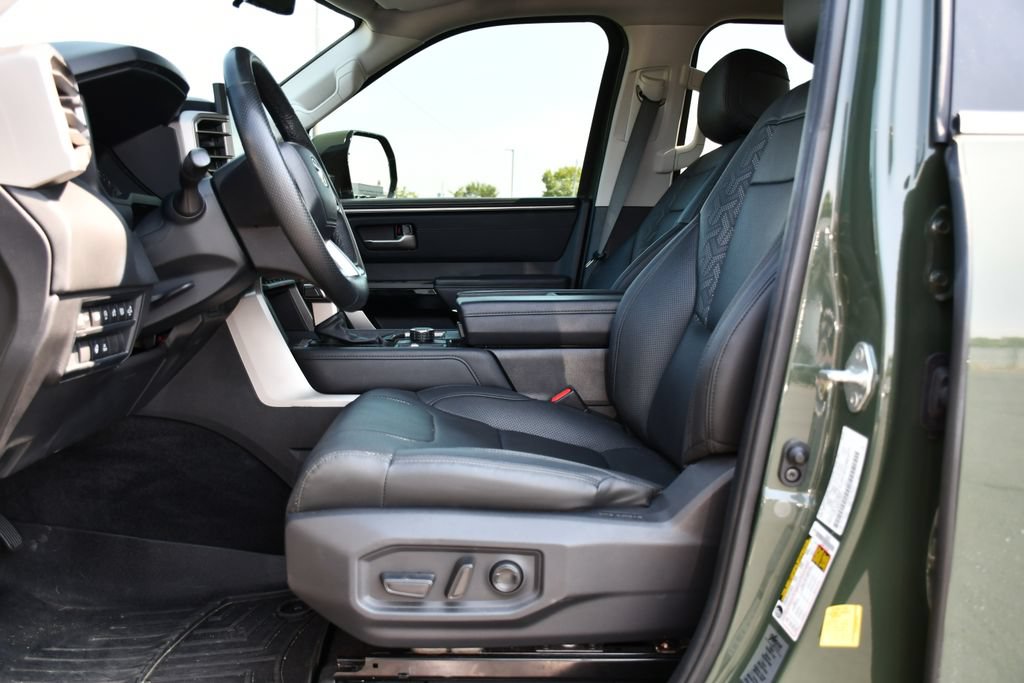 Used 2022 Toyota Tundra Limited AWD/4WD image 16