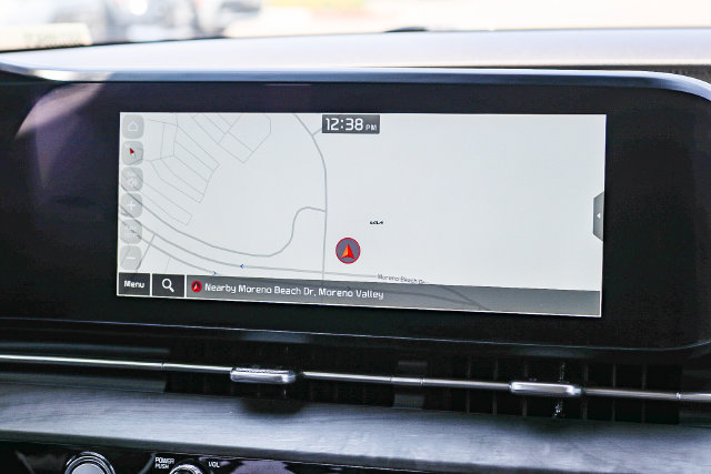 Certified 2024 Kia Carnival SX FWD image 15