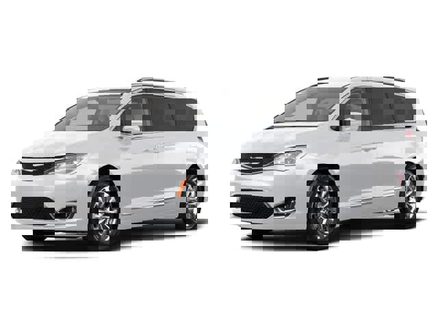 Certified 2018 Chrysler Pacifica Touring-L w/ Tire & Wheel Group