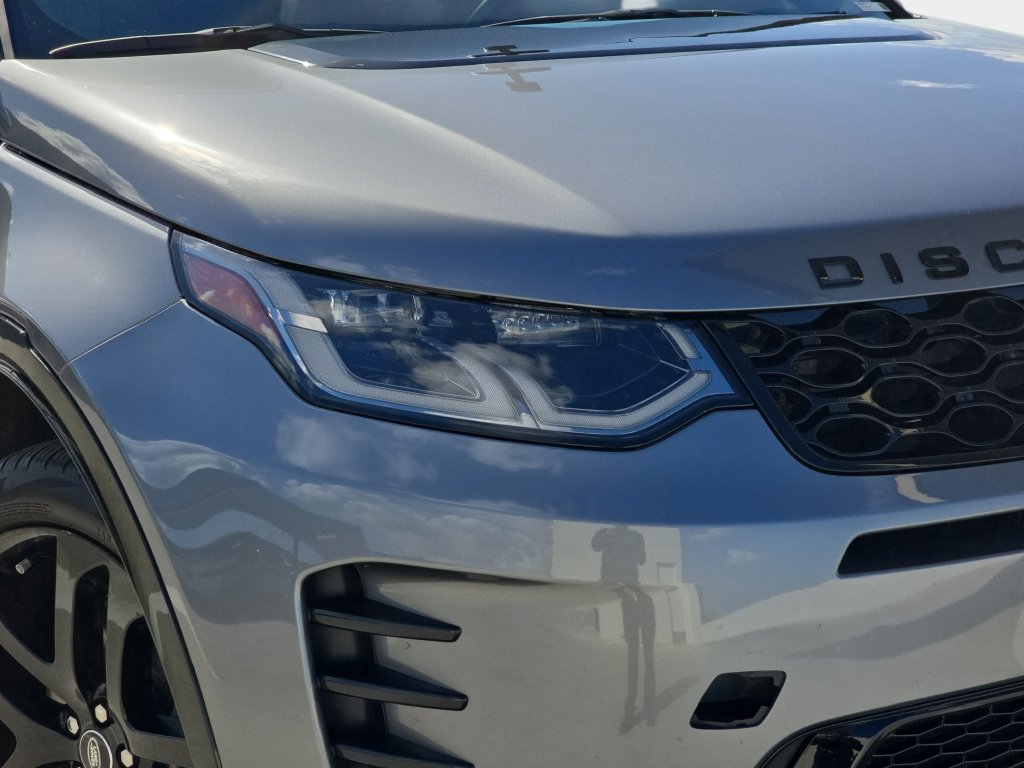 Certified 2025 Land Rover Discovery Sport Dynamic SE AWD/4WD image 32