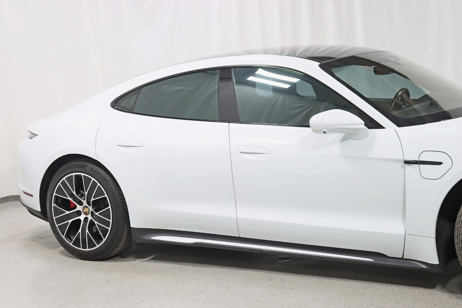 Used 2021 Porsche Taycan 4S AWD/4WD image 3