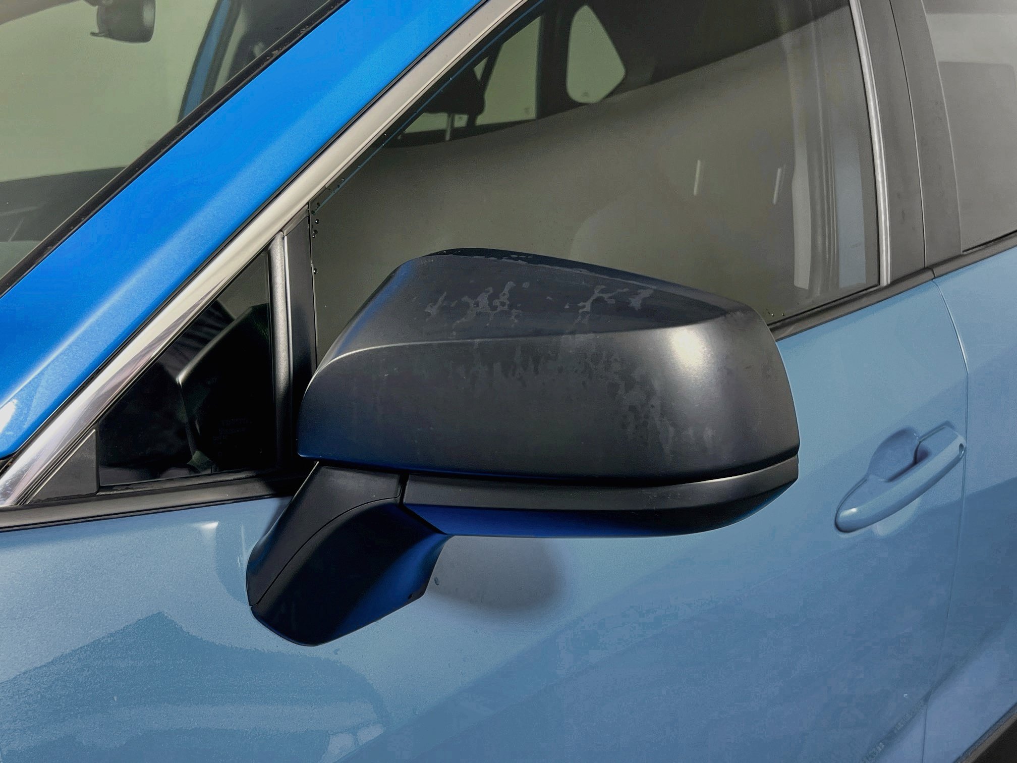 Used 2020 Toyota RAV4 LE FWD image 12